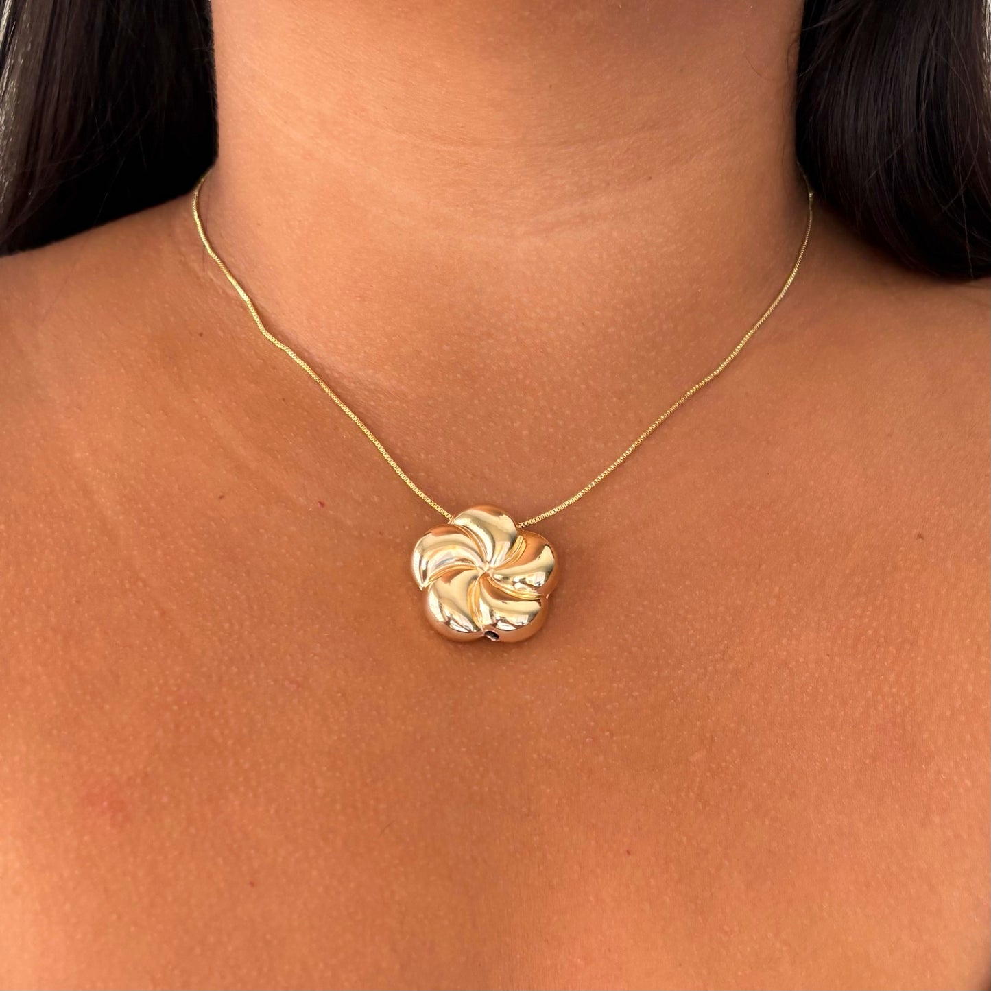 Flor Necklace