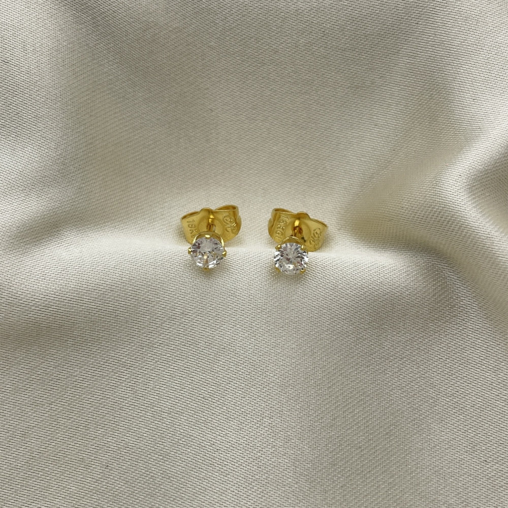 Oro Laminado Stud Earring, Gold Filled Style with White Cubic Zirconia, Polished, Golden Finish