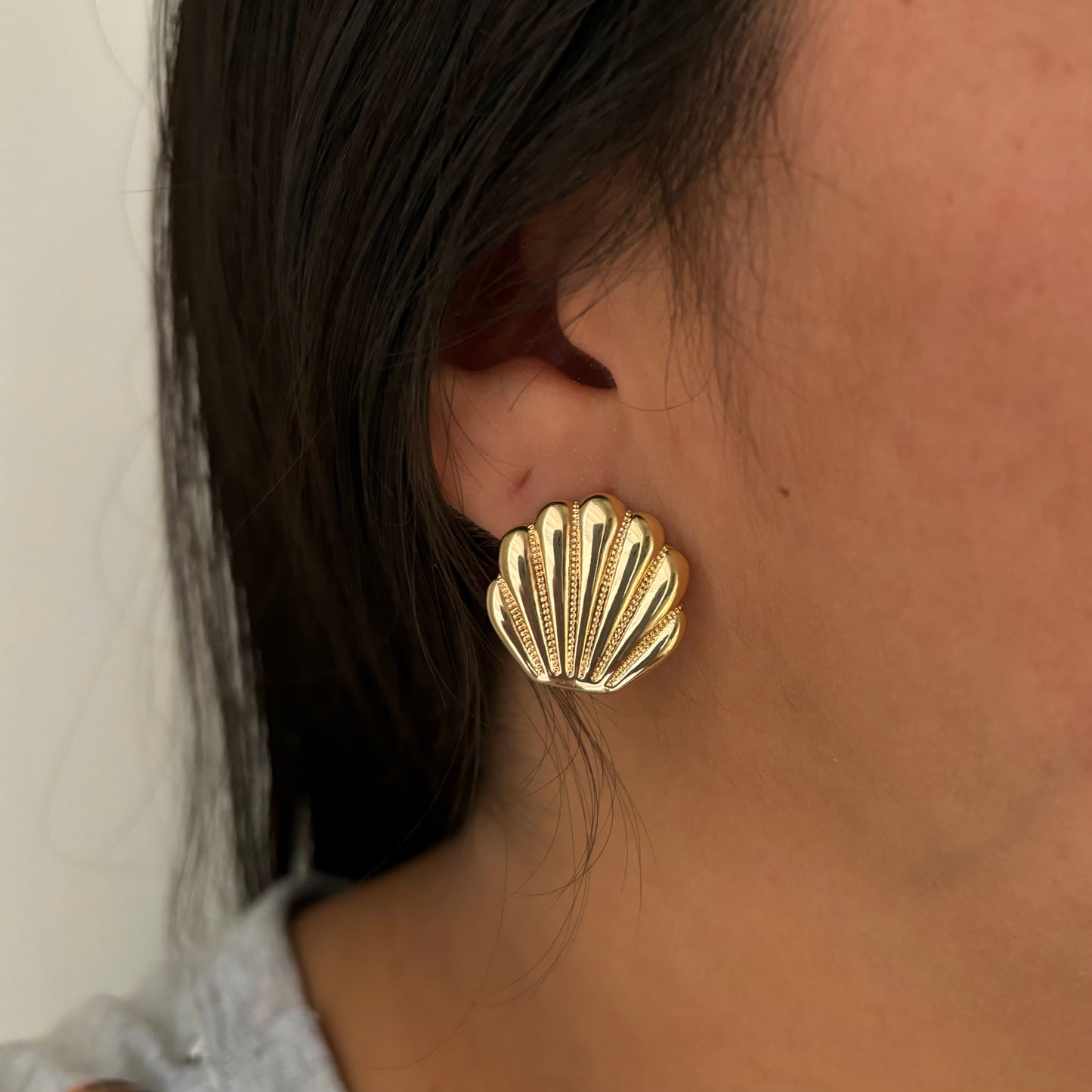 Shell Studs