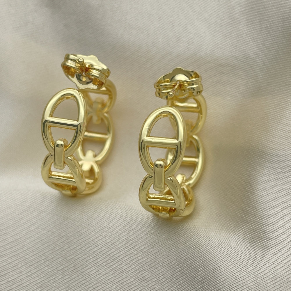 Oro Laminado Stud Earring, Gold Filled Style Puff Mariner Design, Polished, Golden Finish