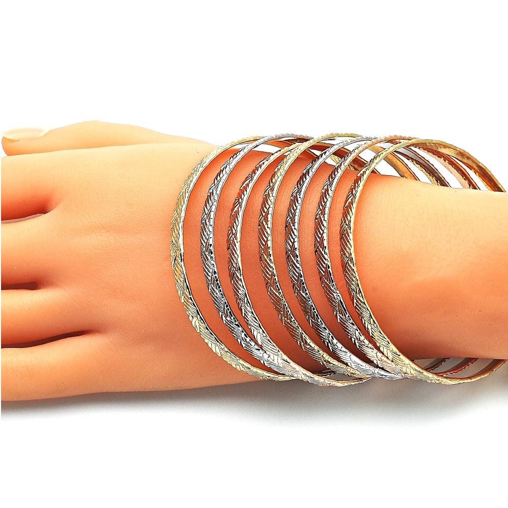 Oro Laminado Semanario Bangle, Gold Filled Style Polished, Tricolor