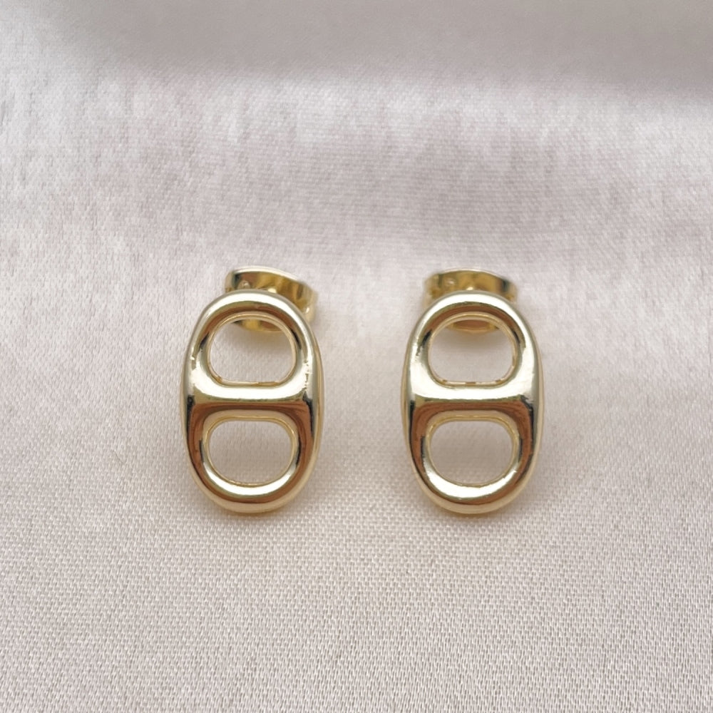 Oro Laminado Stud Earring, Gold Filled Style Puff Mariner Design, Polished, Golden Finish