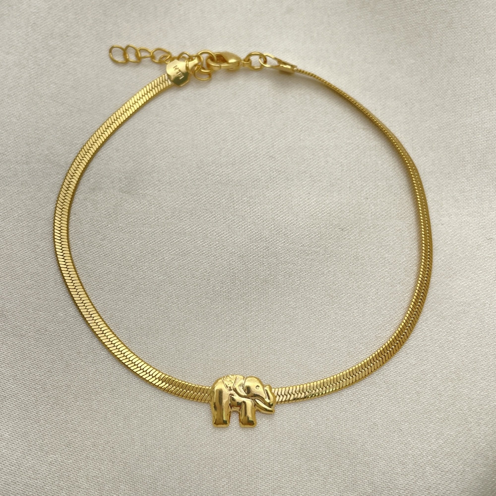 Oro Laminado Basic Bracelet, Gold Filled Style Elephant and Herringbone Design, Polished, Golden Finish