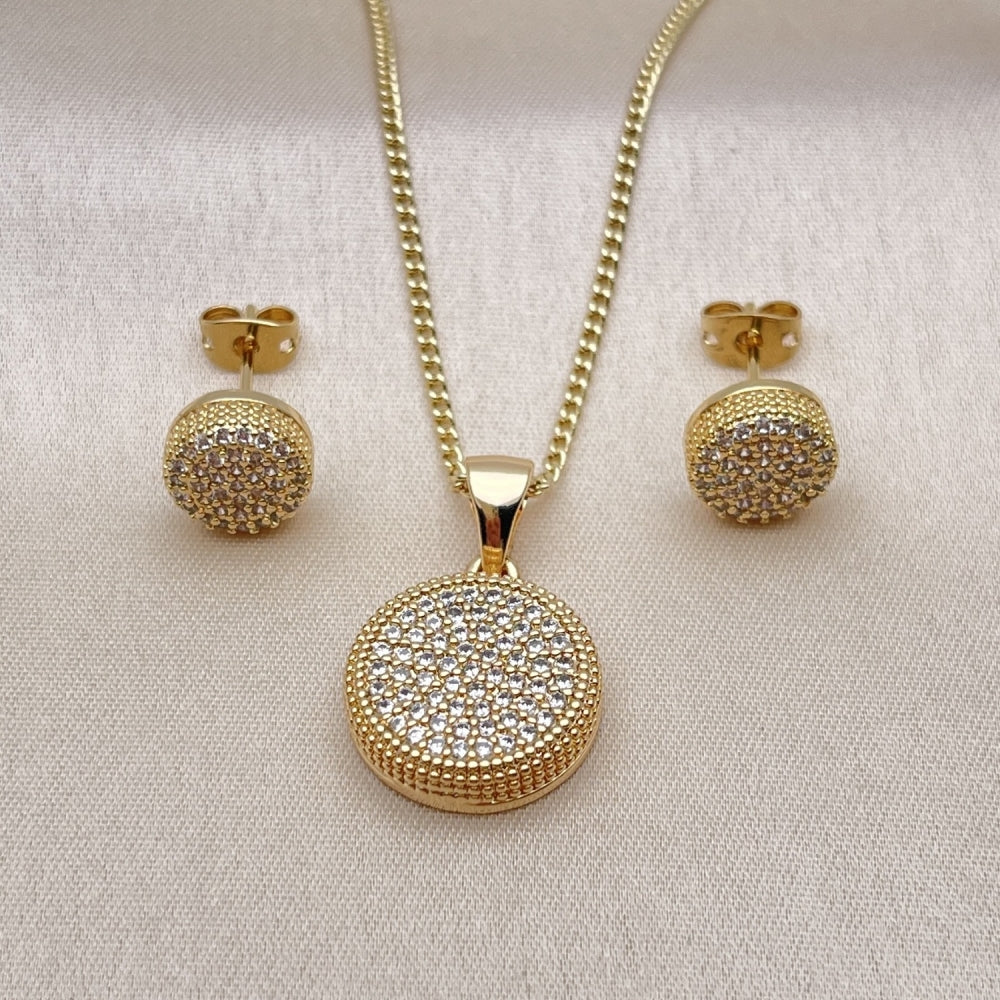 Oro Laminado Earring and Pendant Adult Set, Gold Filled Style with White Micro Pave, Polished, Golden Finish