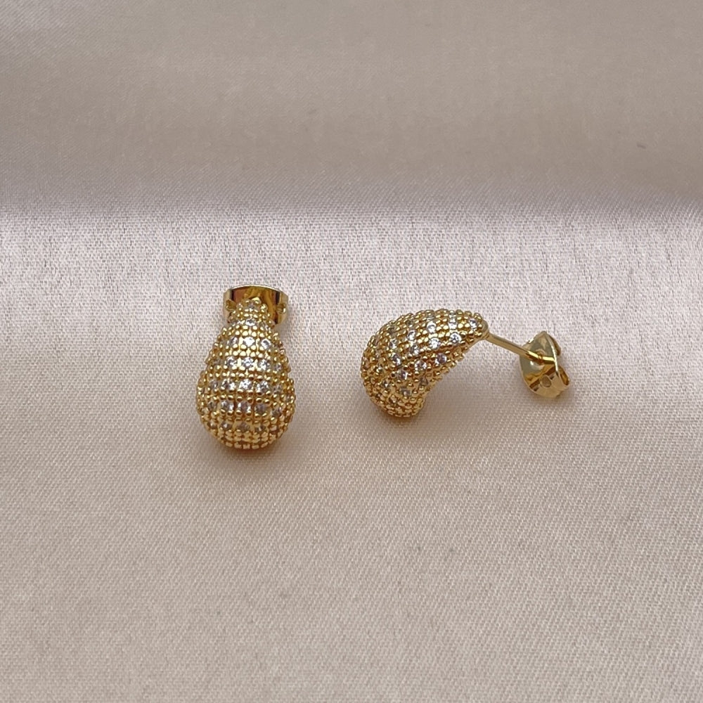 Oro Laminado Stud Earring, Gold Filled Style Teardrop Design, with White Micro Pave, Polished, Golden Finish