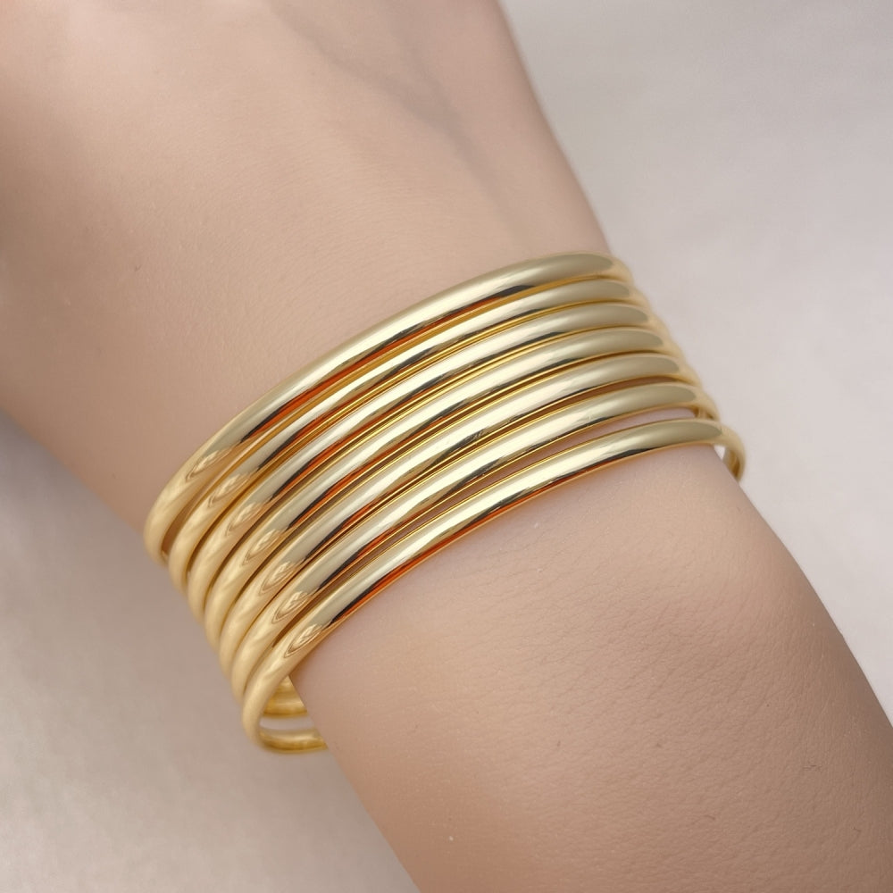 Oro Laminado Semanario Bangle, Gold Filled Style Polished, Golden Finish