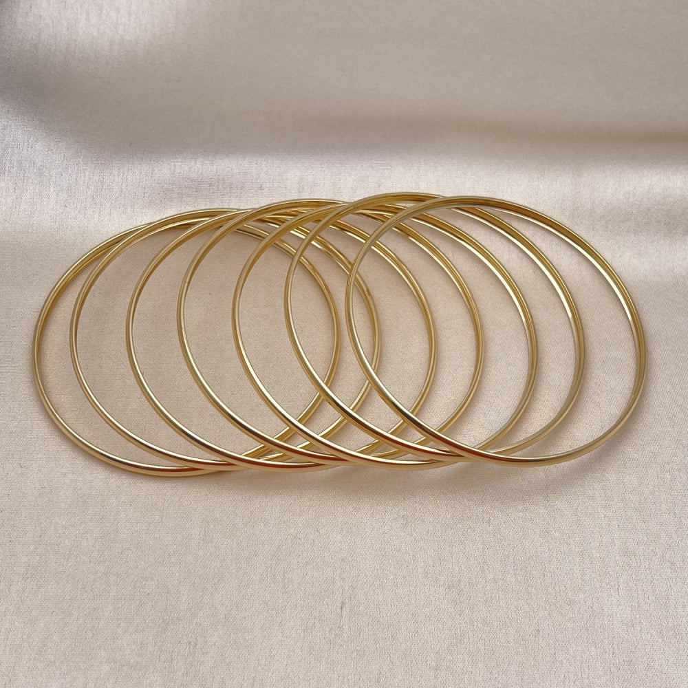 Oro Laminado Semanario Bangle, Gold Filled Style Polished, Golden Finish