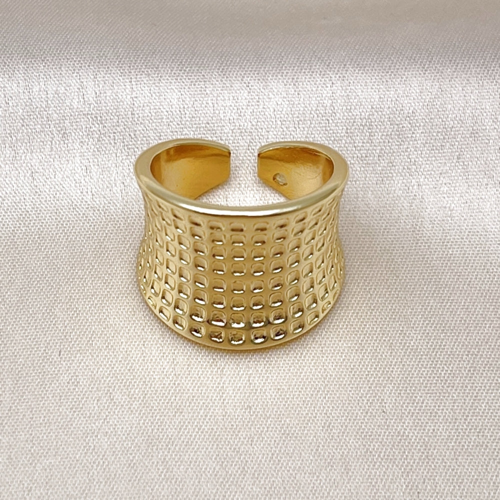 Oro Laminado Elegant Ring, Gold Filled Style Polished, Golden Finish