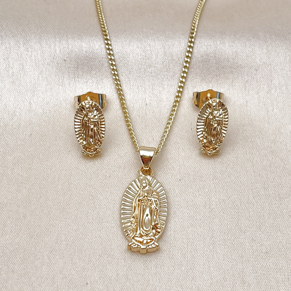 Oro Laminado Earring and Pendant Adult Set, Gold Filled Style Guadalupe Design, Polished, Golden Finish