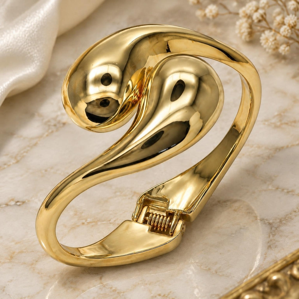 Oro Laminado Individual Bangle, Gold Filled Style Teardrop Design, Polished, Golden Finish
