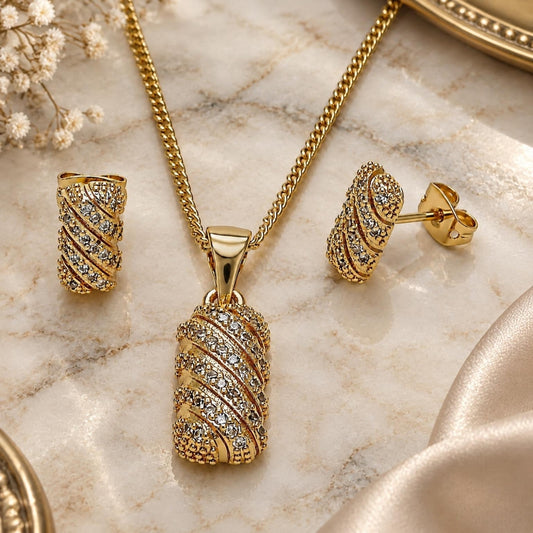 Oro Laminado Earring and Pendant Adult Set, Gold Filled Style with White Cubic Zirconia, Polished, Golden Finish
