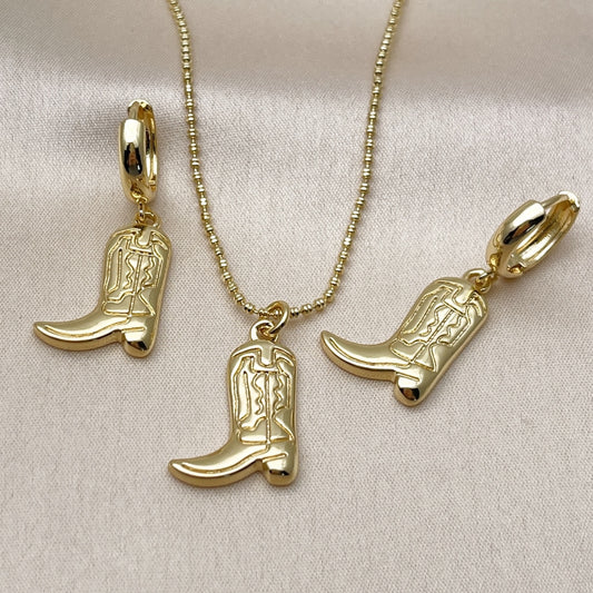 Oro Laminado Earring and Pendant Adult Set, Gold Filled Style Shoes Design, Polished, Golden Finish