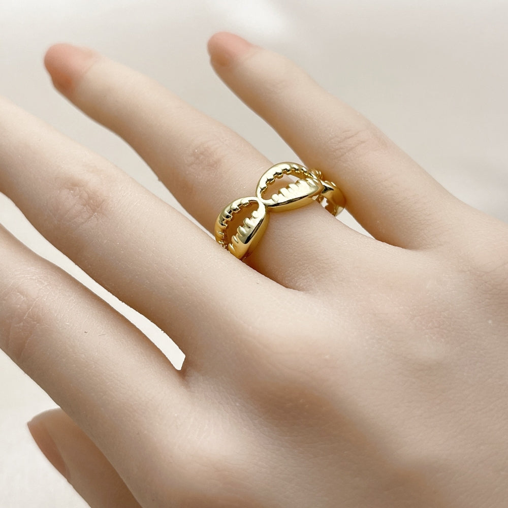 Oro Laminado Elegant Ring, Gold Filled Style Shell Design, Polished, Golden Finish