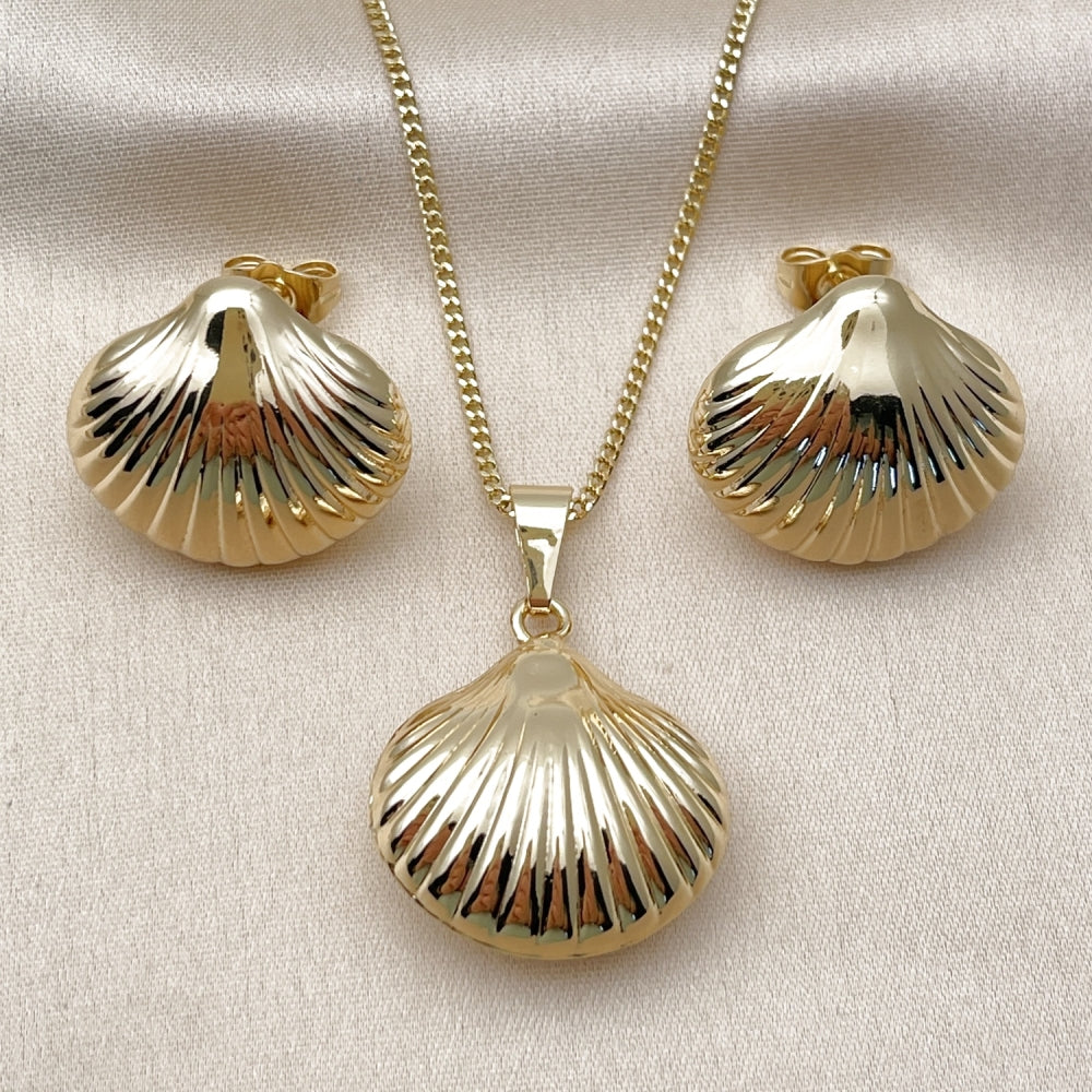 Oro Laminado Earring and Pendant Adult Set, Gold Filled Style Shell and Hollow Design, Polished, Golden Finish