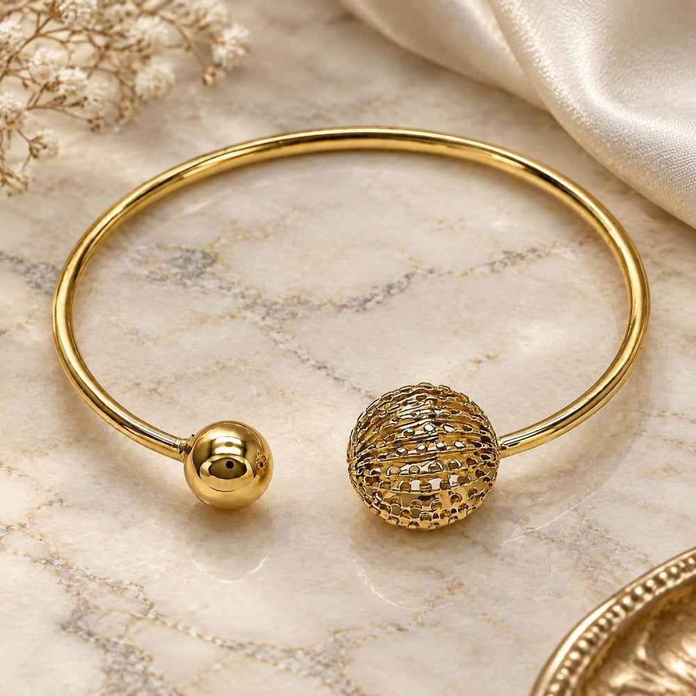 Oro Laminado Individual Bangle, Gold Filled Style Ball Design, Diamond Cutting Finish, Golden Finish