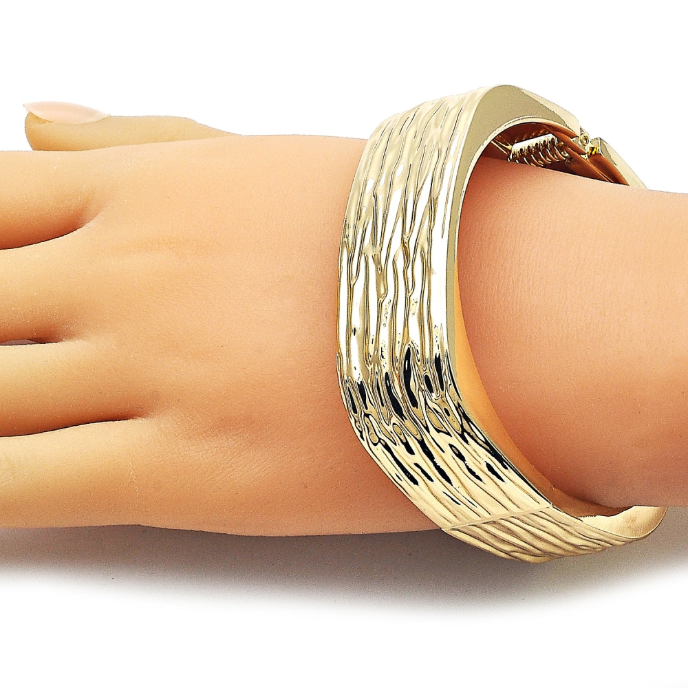 Oro Laminado Individual Bangle, Gold Filled Style Diamond Cutting Finish, Golden Finish