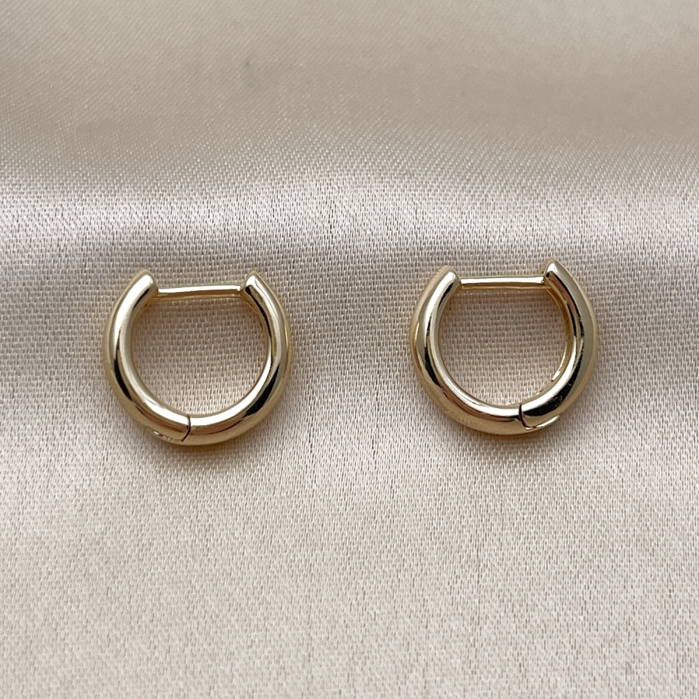 Oro Laminado Huggie Hoop, Gold Filled Style Polished, Golden Finish