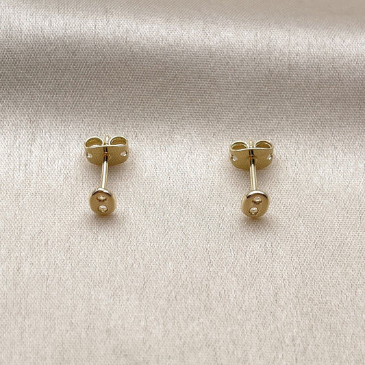 Oro Laminado Stud Earring, Gold Filled Style Puff Mariner Design, Polished, Golden Finish