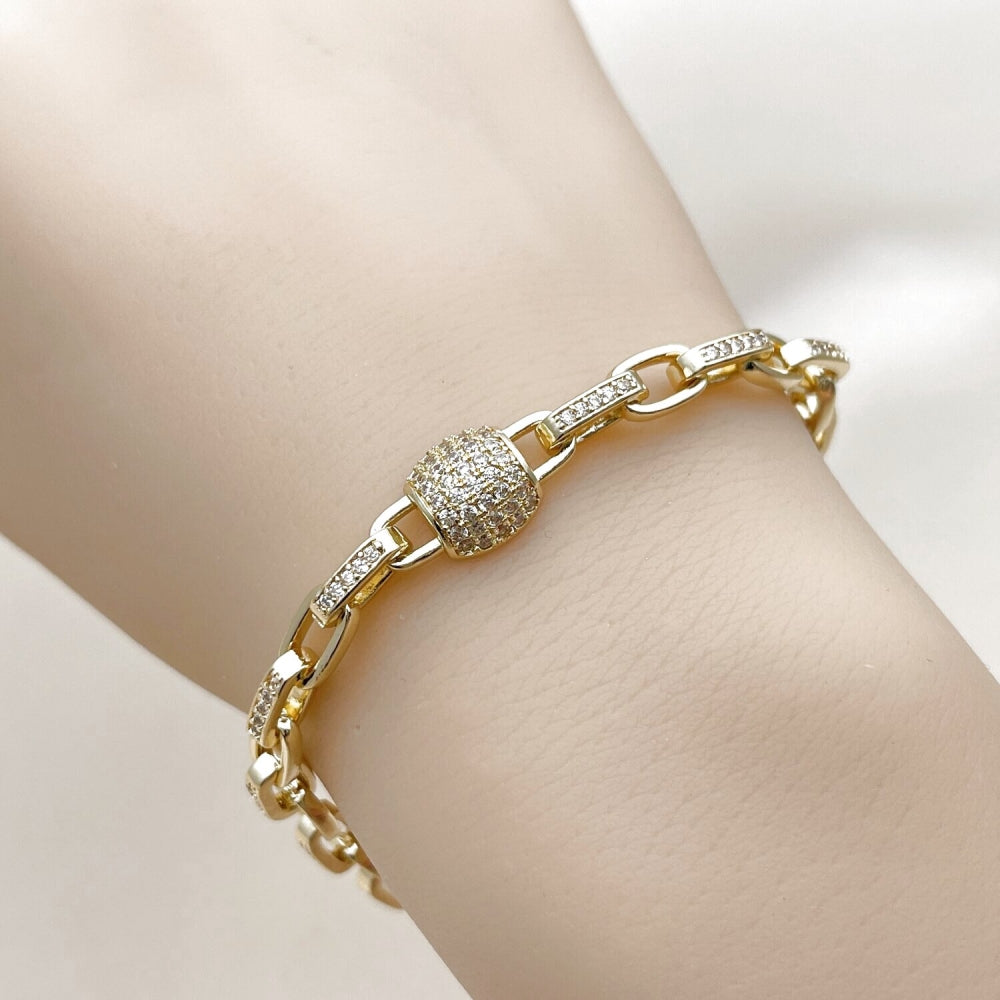 Oro Laminado Fancy Bracelet, Gold Filled Style Paperclip Design, with White Micro Pave, Polished, Golden Finish