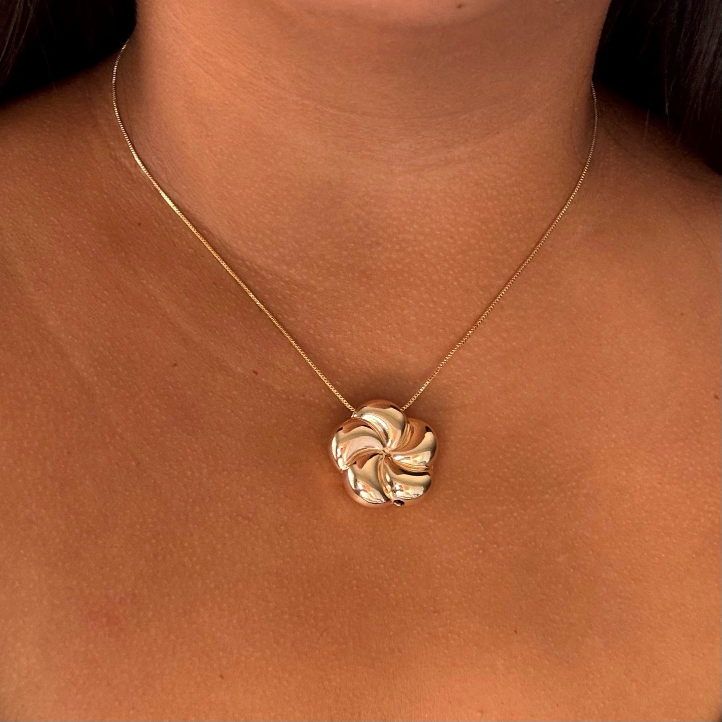 Flor Necklace
