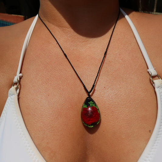 Rosa Necklace