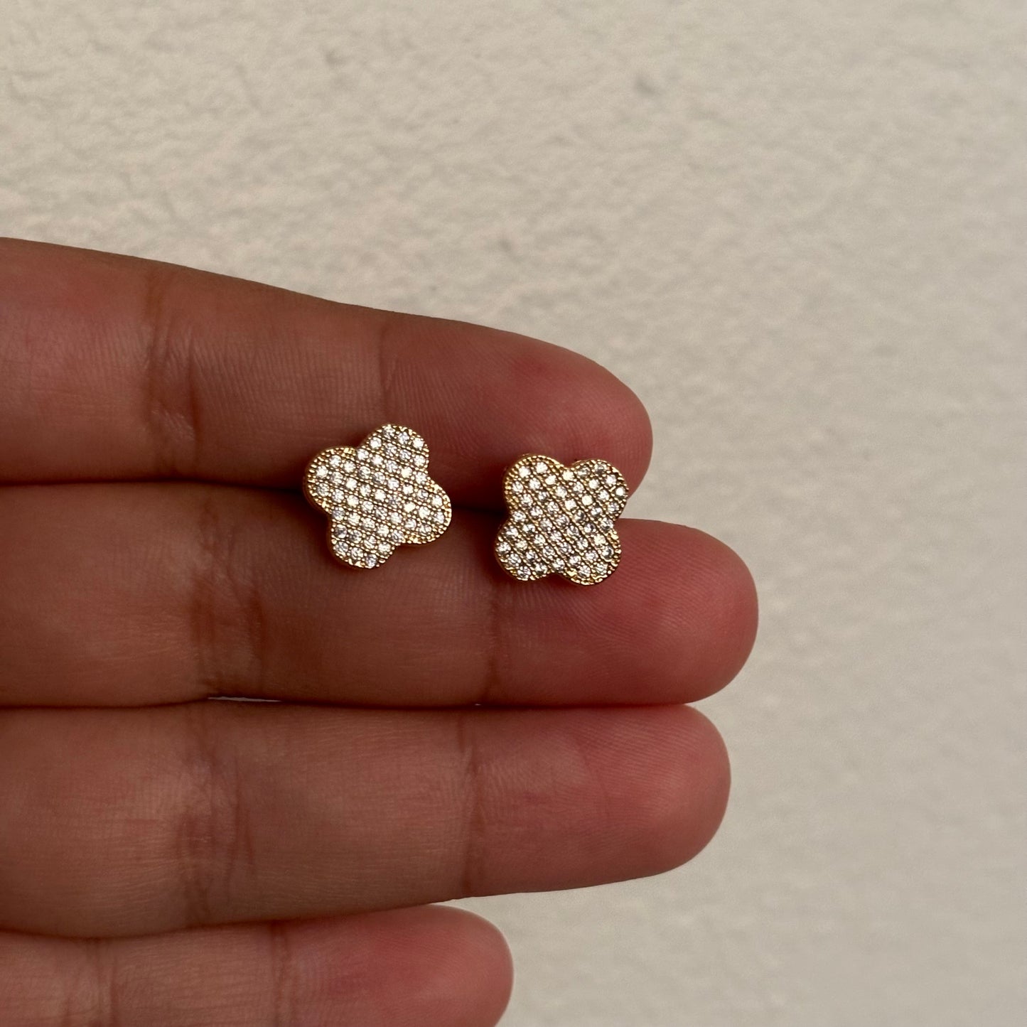 White Clover Studs