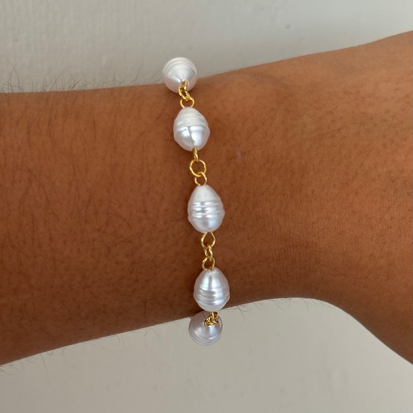 Pearl Chain Bracelet